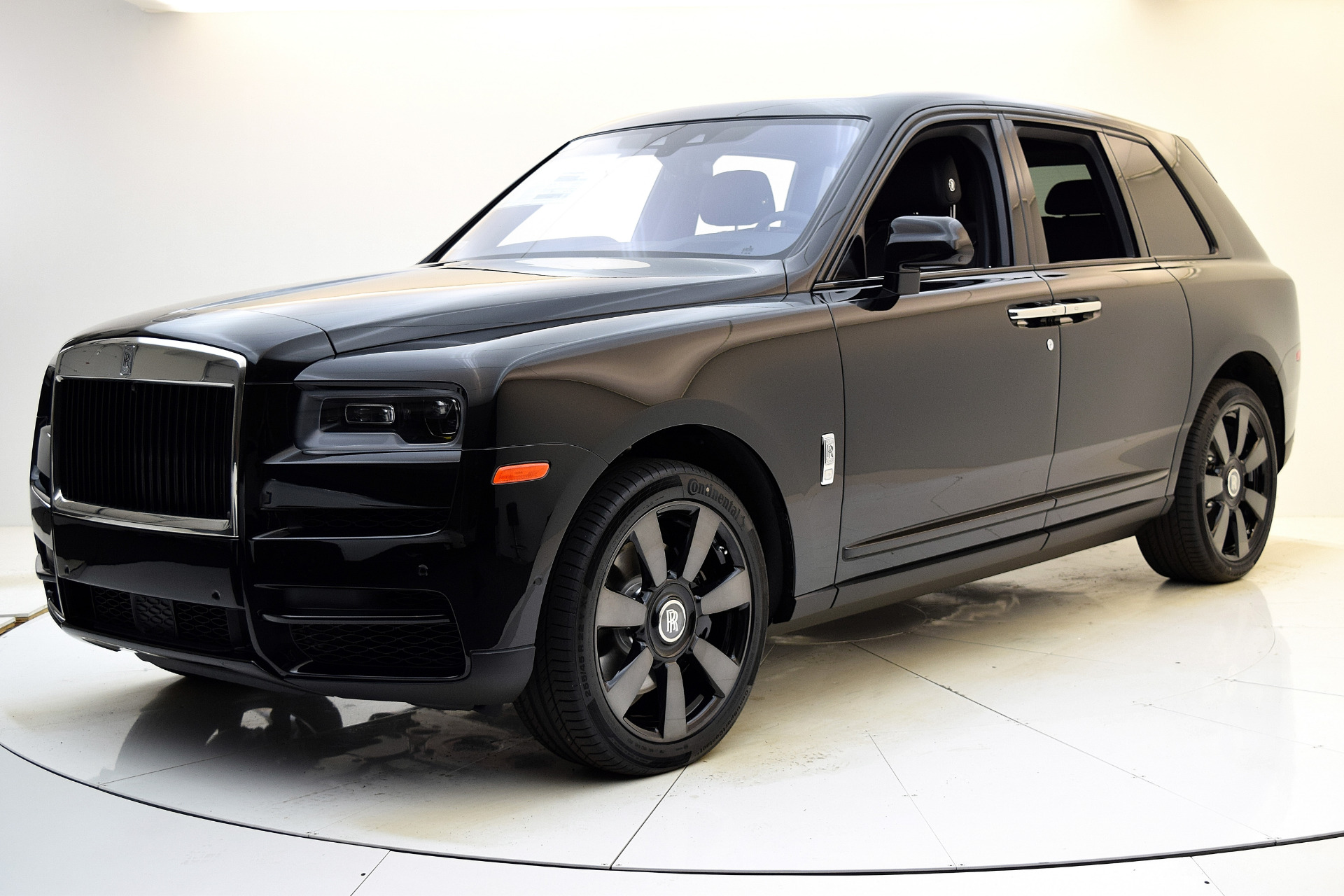 This 465000 RollsRoyce Cullinan Is An Unexpected Lesson In Simplicity