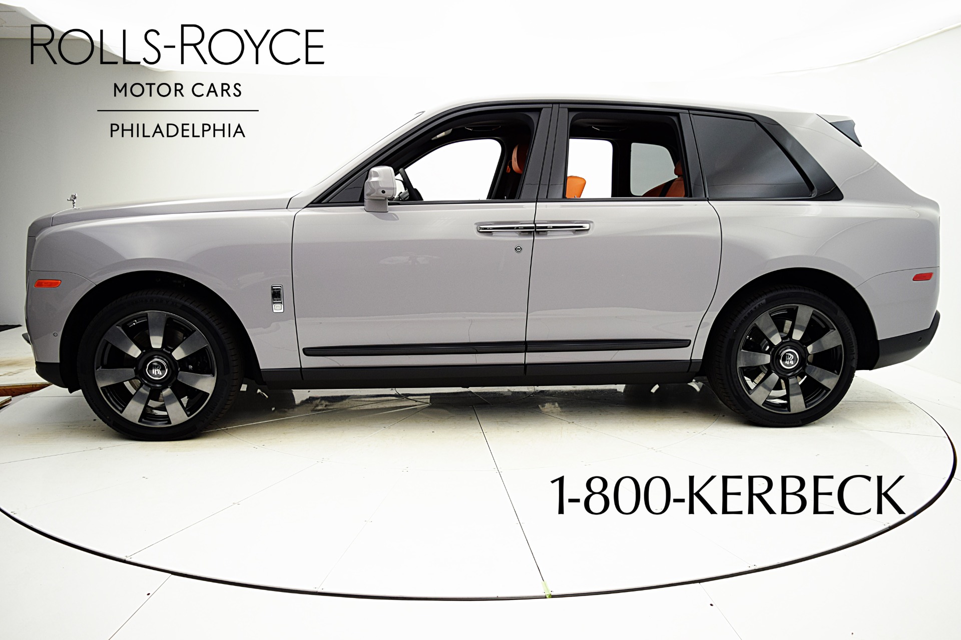 2024 Grey Rolls-Royce Cullinan Black Badge - Luxury SUV in Detail 
